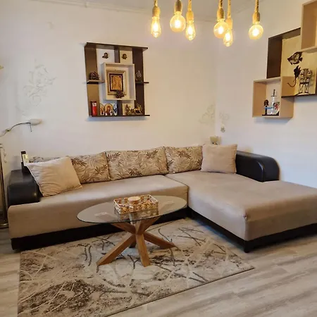 Z-apartment In